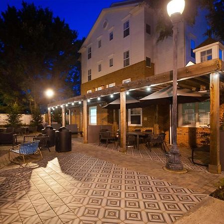 Sonesta Simply Suites Falls Church Exterior photo