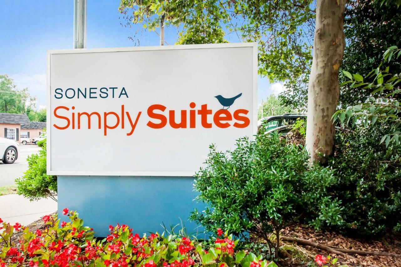 Sonesta Simply Suites Falls Church Exterior photo